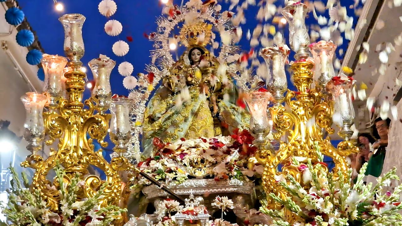 Salida procesional de la Virgen de la Cruz de Benalmádena - BM La Paz (Málaga)