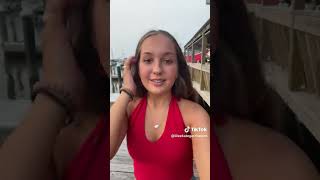 Look How Beautiful This Giantess Girl Is