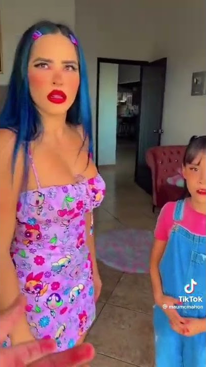 soy fande karla🥰pero no de karen me caimál por el video que isieron con mau