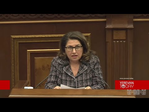 Մեր երկրում  շրջում է՝ թշնամու առաջ սպիտակ դրոշ  թափահարողի և  բռնապետիկ խաղացողի ուրվականը
