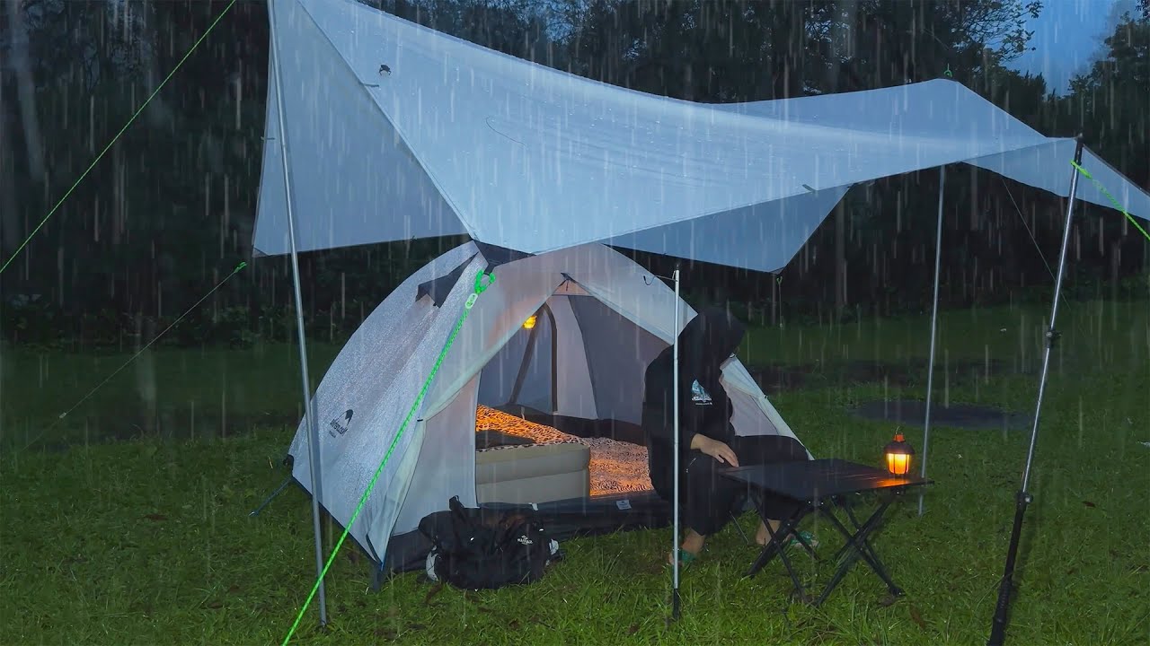 solo camping in Real heavy rain and thunder - relaxing camping rain ...