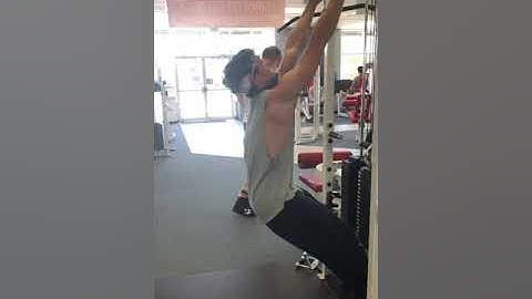 Lat Pull Down Full Stack