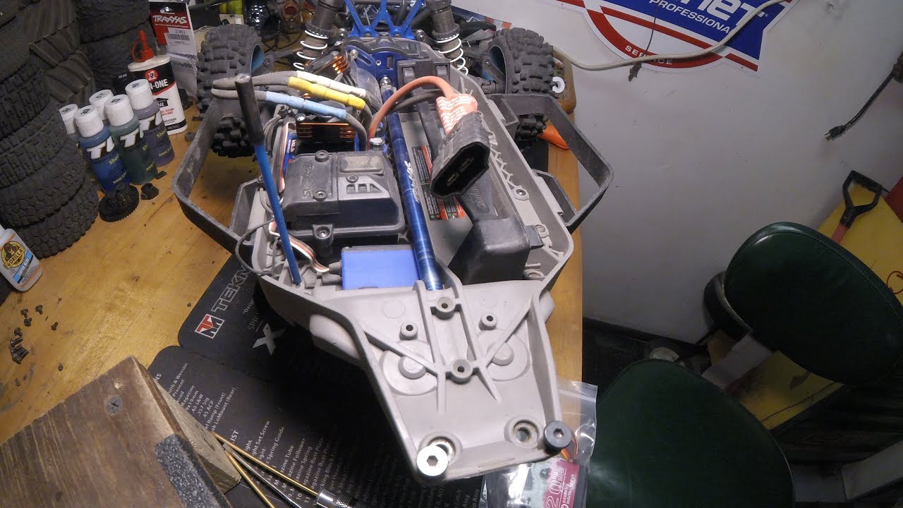 How to install a steering servo on Traxxas slash 4x4 YouTube