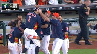 7/10/16: Astros win on a walk-off error in extras