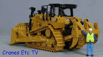 Diecast Masters Caterpillar D8 Dozer by Cranes Etc TV
