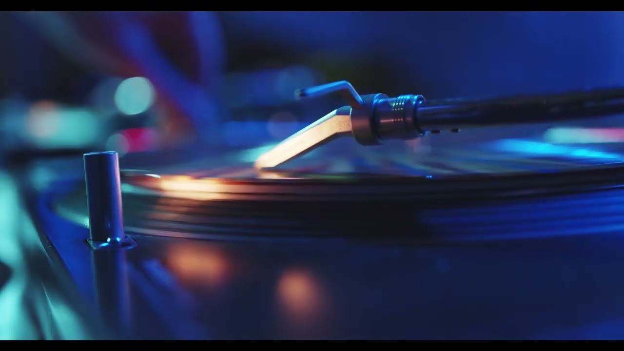 The ShapeShifters - Lola’s Theme VIP  (Link Spotify Deezer Amazon Music)