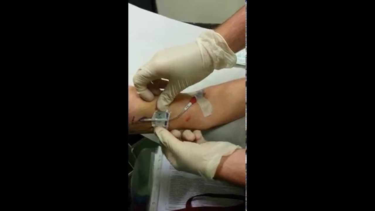 TUTORIAL HOW CLEAN P.I.C.C. (PERIFERICALLY INSERT CENTRAL CATHETER