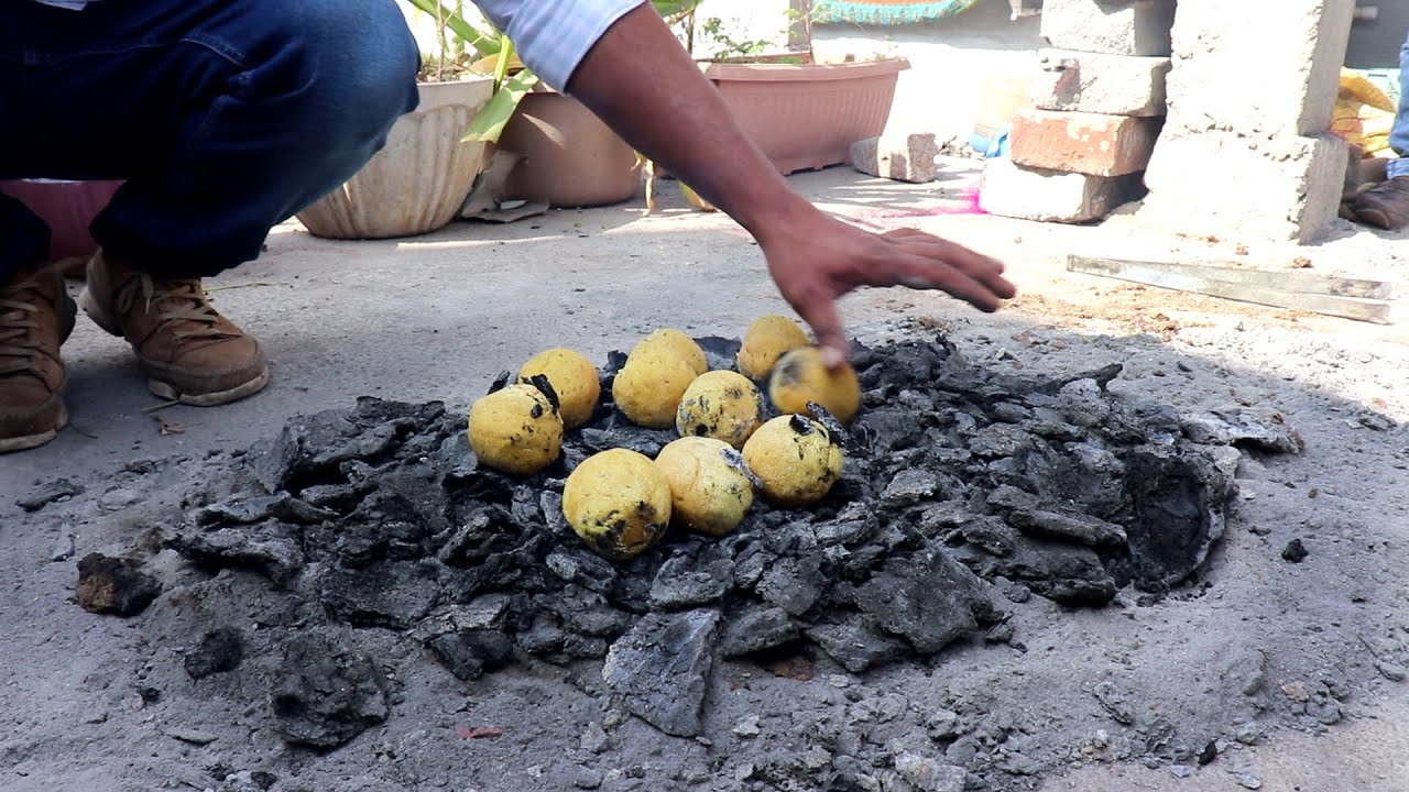 Traditional Style Bati For Dal Bati Making In Rajkot | Famous Handi Biryaniwala | Indian Street Food | Street Food Fantasy