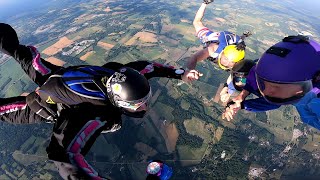 MY SKYDIVING JUMP 300 in the US - a crazy zoo dive!