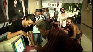 Memleket Meselesi Filmi Başkanın Düşme Sahnesi