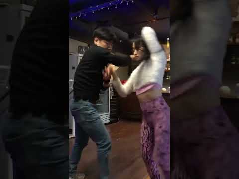 한 발로 도는 화려한 턴! 완벽한 호흡의 한발턴 백투백(Back to Back) 패턴 💃🕺​#소셜댄스 #커플댄스 #바차타 #살사 #댄스패턴