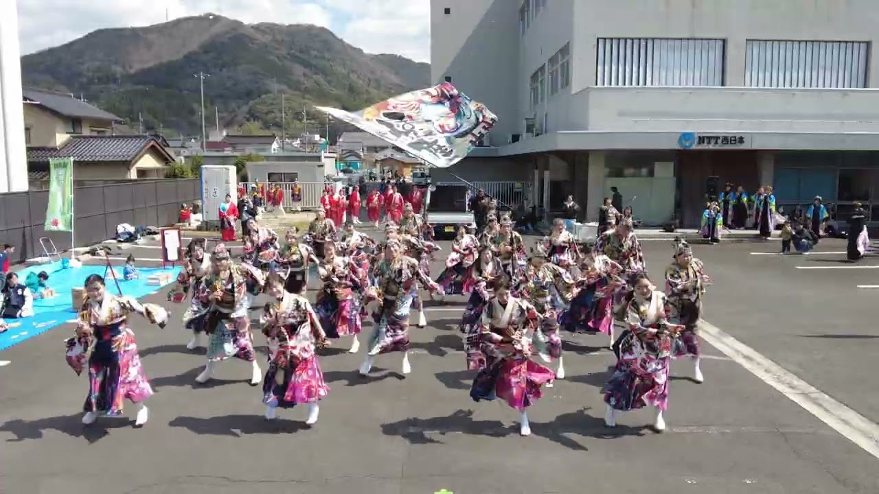 ほろろ一座 風紅咲 銀⭐︎GINよさこい春市2026 中央会場 - YouTube