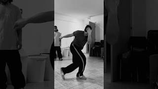 #bboying #dance #breakdance #dancer #breaking #powermoves #flow #footwork #battle #practice #bboy