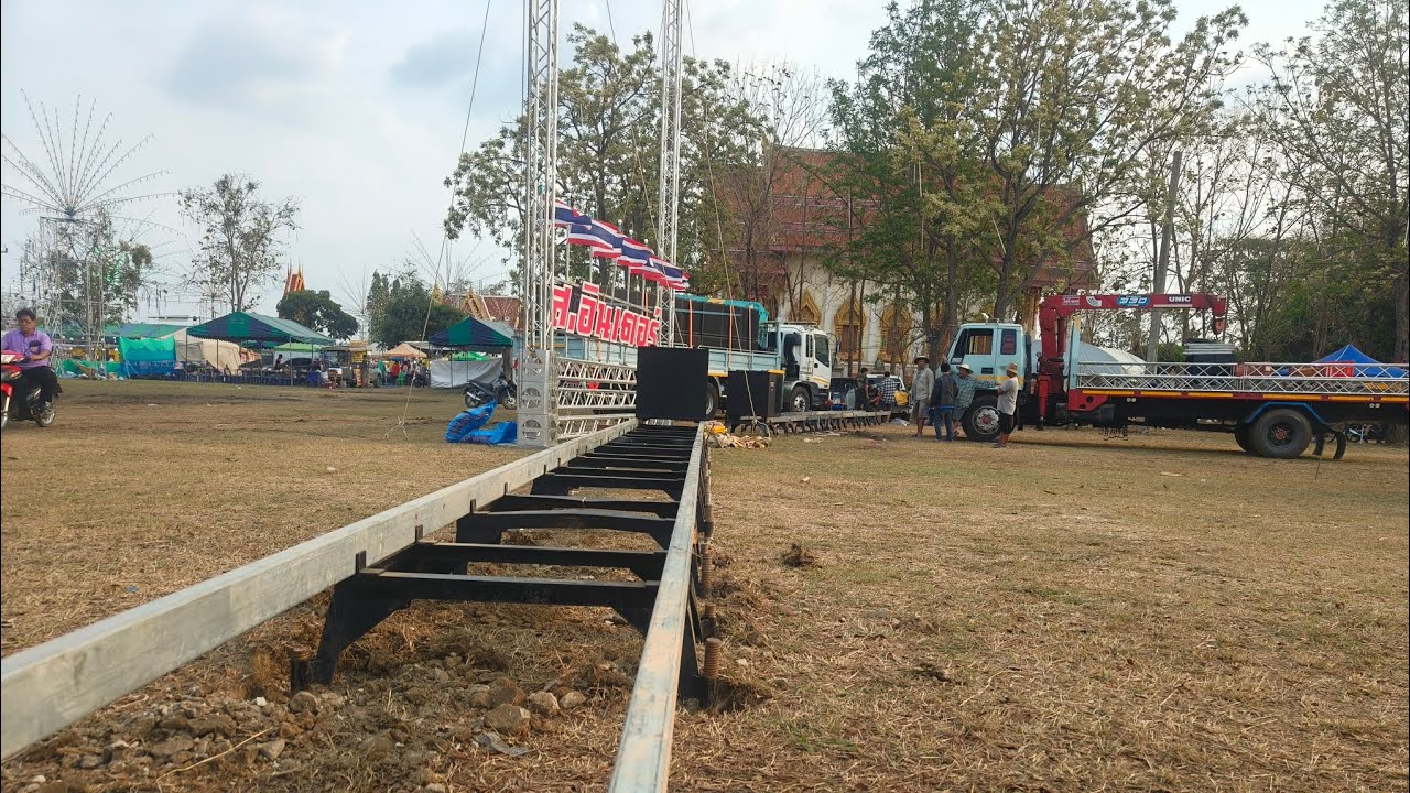 ทีมงาน ส.อินเตอร์วอร์เทคลงอุปกรณ์ชุด120ดอกหันชนพรุ้งนี้