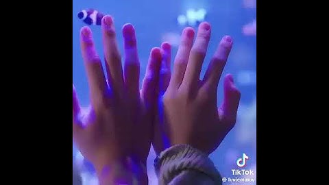 tay embe có chút xíu à   #geminifourth #gmmtv        cre: on video