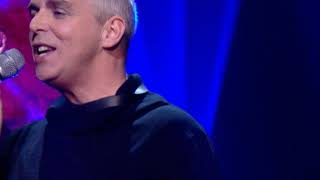 Pet Shop Boys - Se A Vida É (That's The Way Life Is) On Top Of The Pops 2 On 02/12/2003