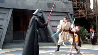 Younglings aidan and madeleine take on darth vader at disney world's
hollywood studio. this video was taken in 2009, before they changed
the selection proces...