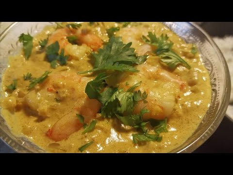 Vidéo: Comment Faire Du Curry De Crevettes Au Lait De Coco