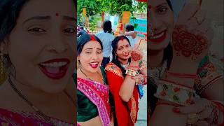 हम लोग गए पार्टी में