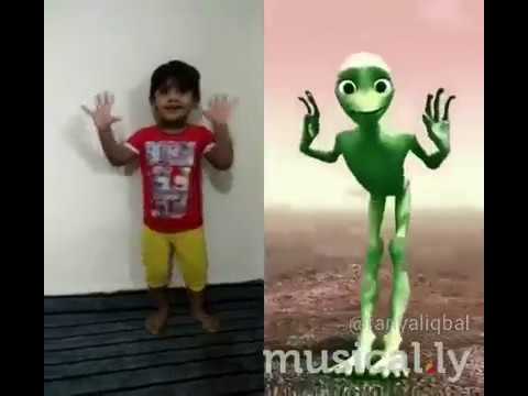 2 year old Little sweet Baba Challenge Perform on Dame tu cosita