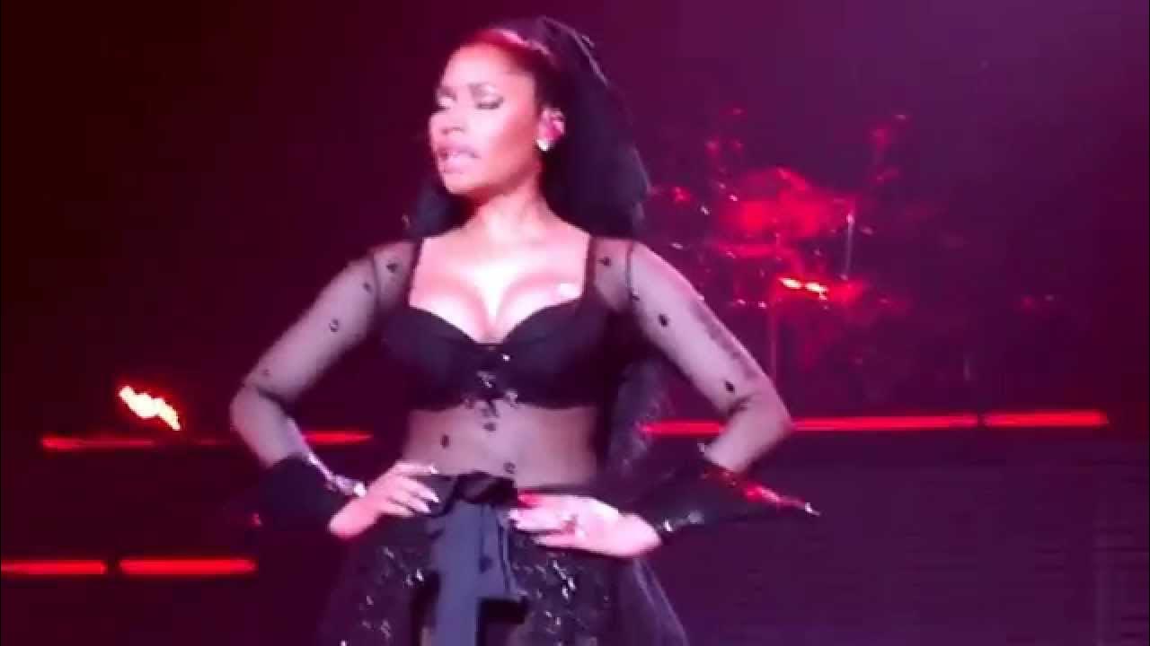 Nicki Minaj I Lied Birmingham Barclaycard arena The Pinkprint Tour