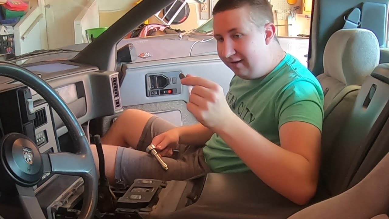 Taking apart my 1987 Fiero??? - Shifter select cable replacment