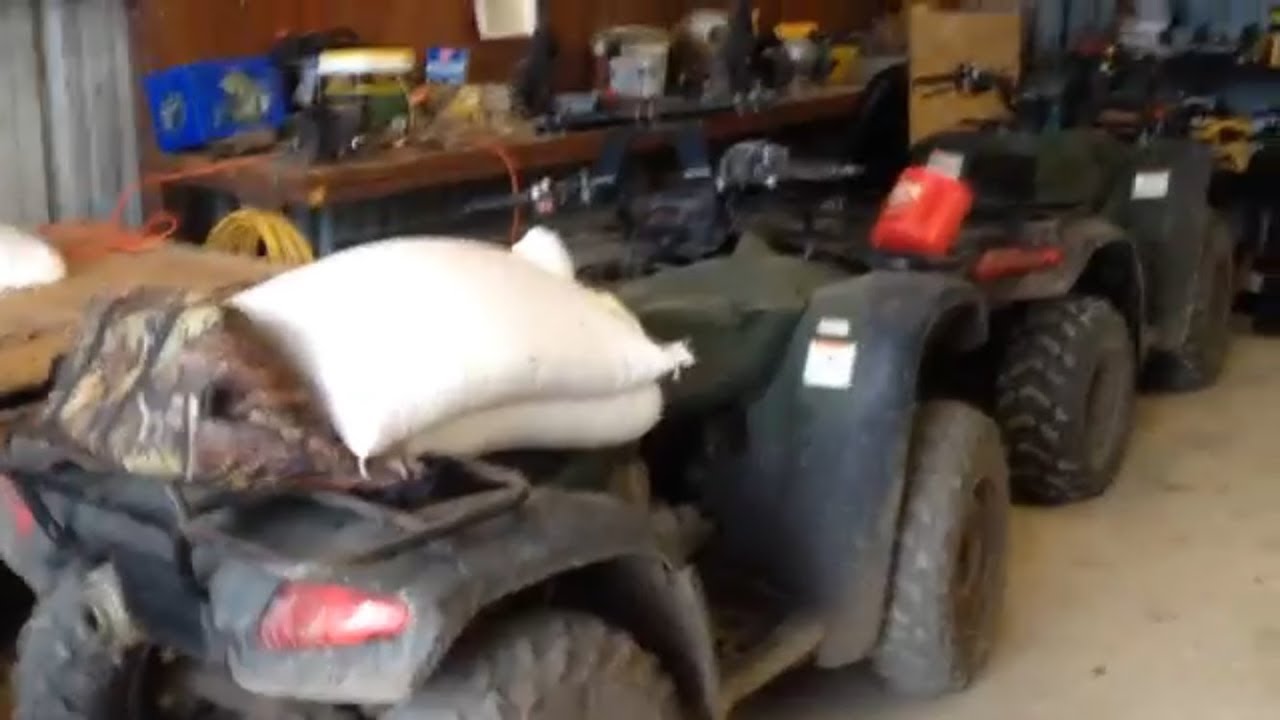 Cold Start of 2 Honda Rancher 350's - YouTube