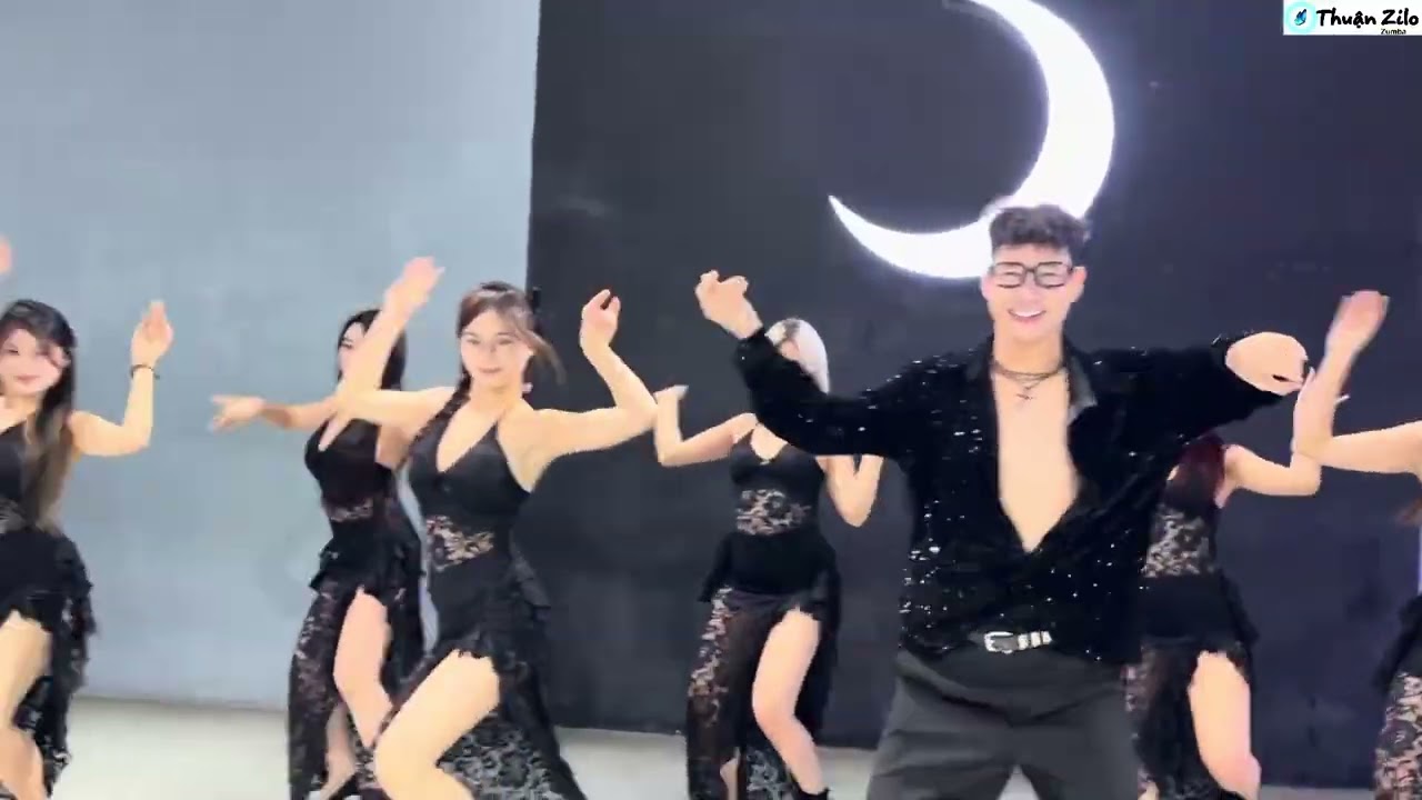 DÂN VŨ KẾT HỢP