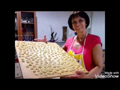 Video: Pasta Di Farina: Come Cucinarla Per La Carta Da Parati E Farla Per I Bambini A Casa? Ricetta Per Pasta Di Acqua E Farina Per Imbiancare Alberi