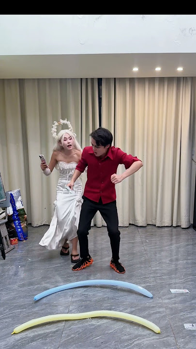 How come I can't break it?#clown #couple #shorts #funny
