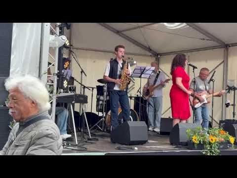 Cover: Running Away (Vulfpeck) - Sapphire\u0026Steel - Bussum Cultureel - Henry Claase on drums