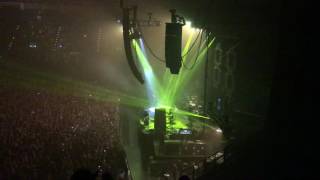 Faithless -We Come 1 (Live - Birmingham N.I.A)