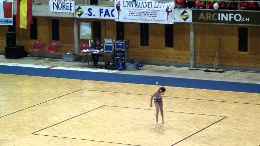 World Championships Twirling 2012 2 Batons Rebecca Lantz - USA.MP4