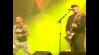 Raimundos -Parodia de Zóio de Lula do Charlie Brown Jr / Me Lambe - Atlantida Festival 2010.