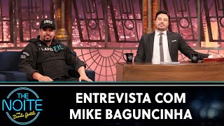 Entrevista com Mike Baguncinha, o Comandante Falcone | The Noite (01/04/24)