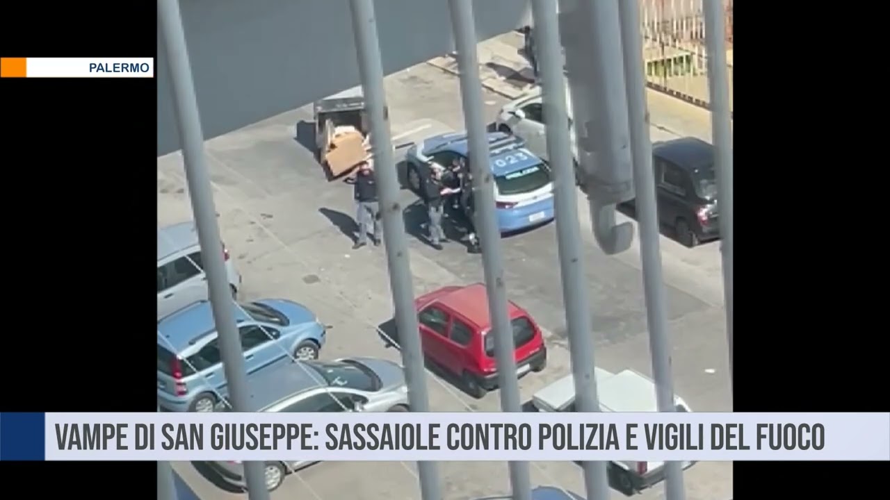 Palermo. Vampe San Giuseppe. Sassaiole contro polizia e vigili del fuoco
