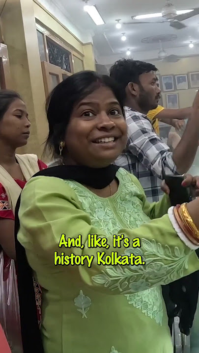 Sweet Kolkata People help American buy sweets 🇮🇳