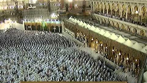 الشيخ خالد الغامدي صلاة المغرب تلاوة من سورة البقرة .