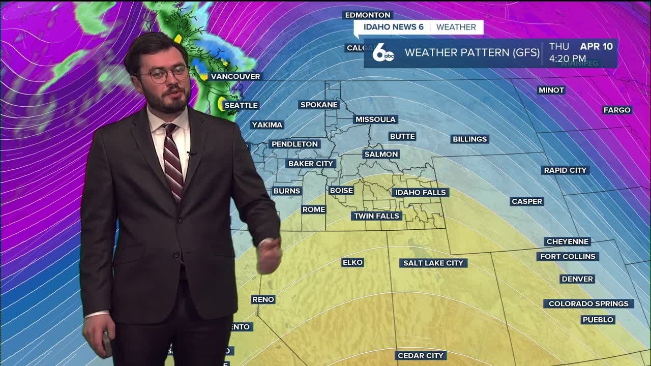 Thunderstorms forecasted to start the work week - YouTube
