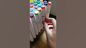 Drawing Squidward With Glitch Effect #Shorts