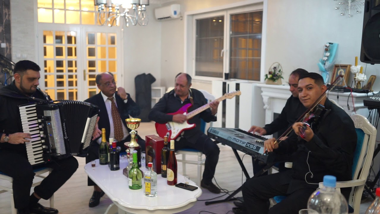 U gostima kod Momira - Bosko Jovanovic - Todoro