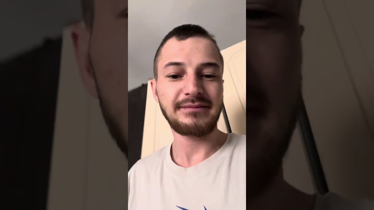 Nena me viziton ke dhoma e gjumit edhe vete tek pasqyra #nënat #klevisidhenëna