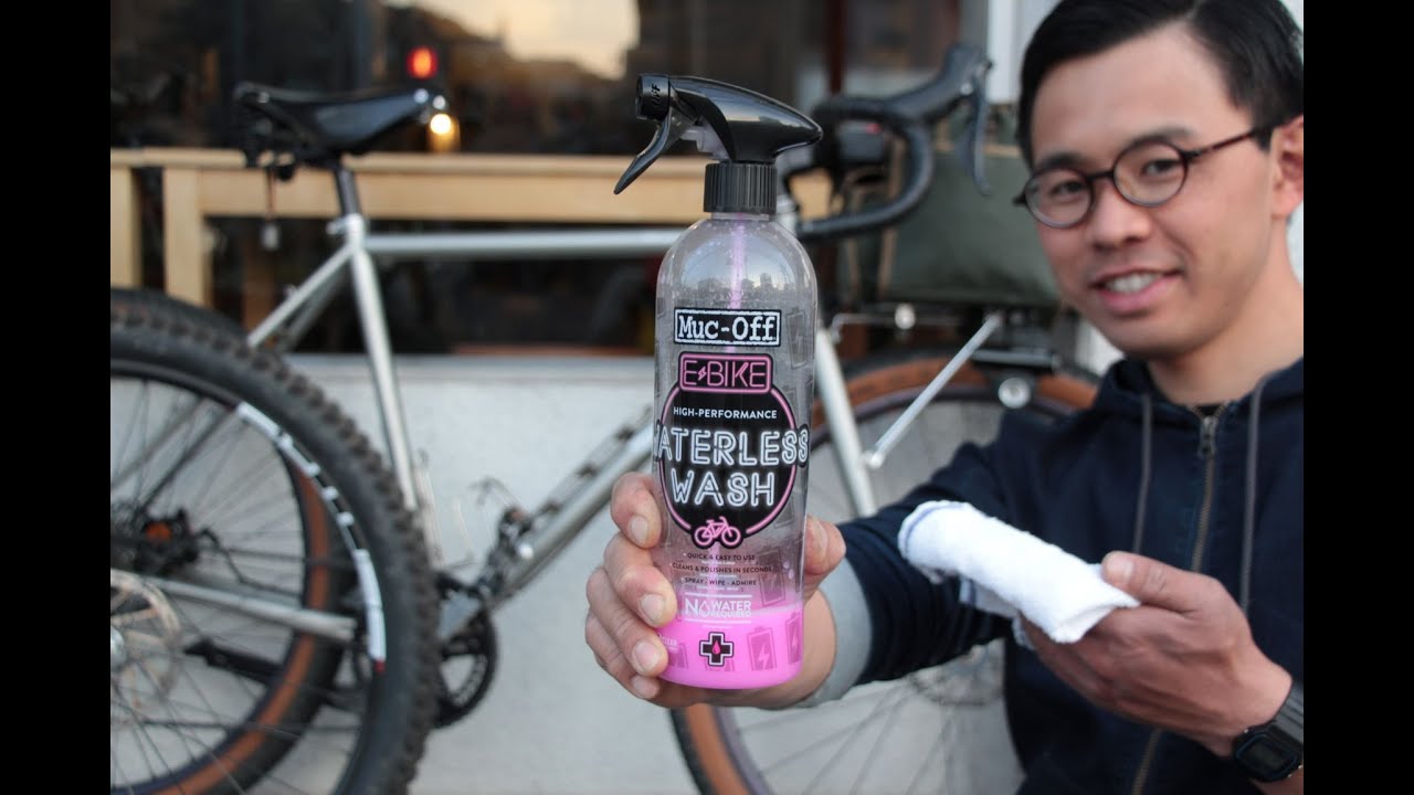 自宅で簡単にできる！Muc-offの水無しバイククリナー