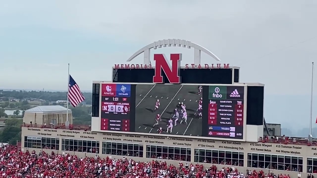 Nebraska Husker Football vs Oklahoma Sooner 9/17/22 huskers nebraska