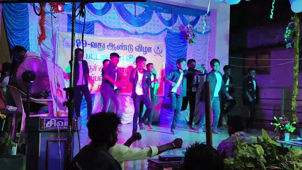 6th standard boys dance performance, Aringar Anna middle school Ramanathapuram