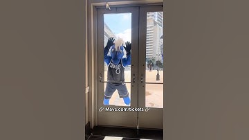 Bustin’ down the doors for some Mavs tickets 🎟️ Click the link in bio 🔗 #nba #dallasmavericks