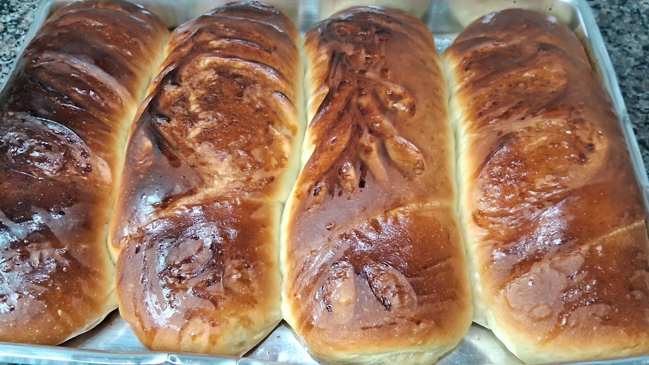 RECEITA , PÃO CASEIRO , QUASE NÃO VAI FERMENTO E FICA ENORME NÃO DA ÁSIA, PODE COMER AVONTADE