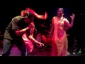 Que Se Mueva - Bang Data/Bhangra dancers