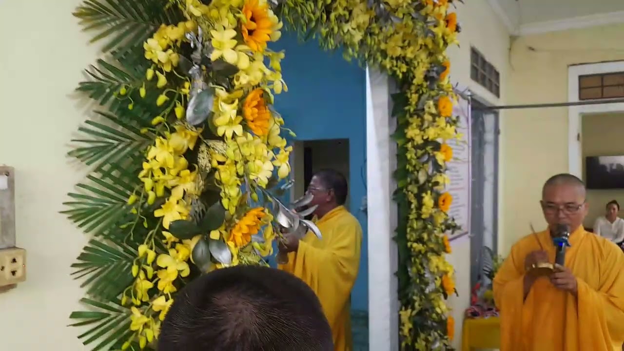 Lễ triêu điện!