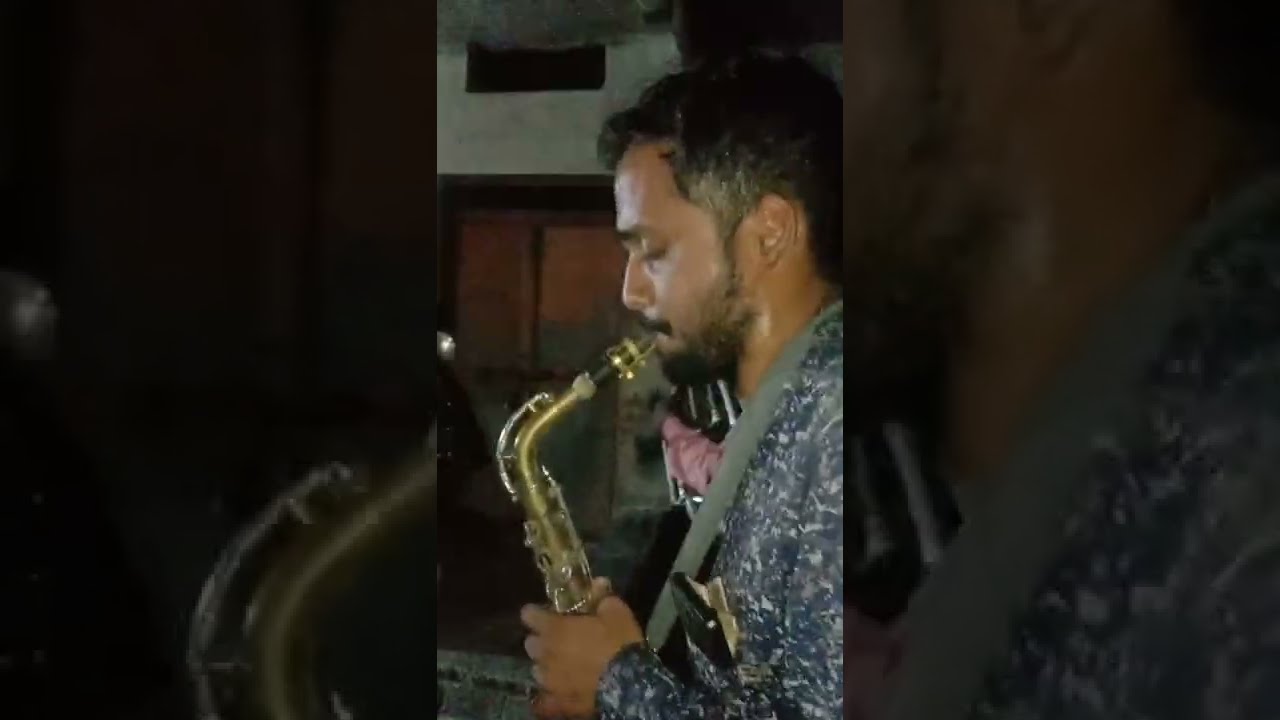 uski gali me fir muje ek baar le chalo subash band